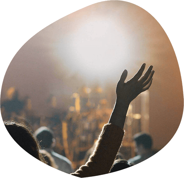 Personen beim Singen